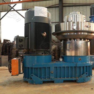 Les granules en bois antipoussière d'ODM usinent le carburant faisant l'économie d'énergie de moteur de PTO