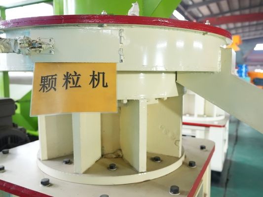 Le bois 4Cr13 d'acier inoxydable granule l'arachide Shell Grass Pellet Maker 0.8t/H de machine