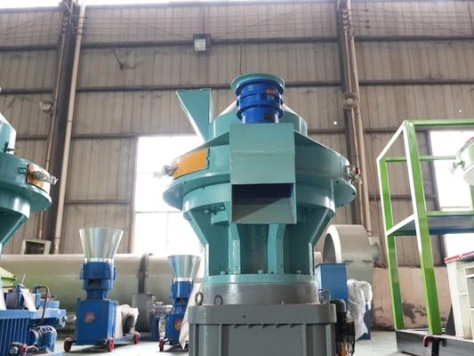 particule de Chip Wood Pellets Machine Cylindrical de feuille de 4mm 8mm pour la noix de coco Shell