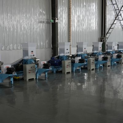 Machine 40 d'extrudeuse de Mini Floating Fish Feed Pellet - 50kg/H