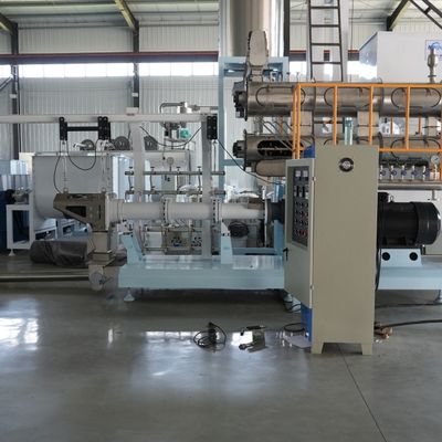 Nouvelle machine d'extrusion en acier inoxydable à double vis pour les aliments pour animaux de compagnie pour chiens et chats pour les aliments pour poissons et oiseaux Capacité 250-6000KG/h