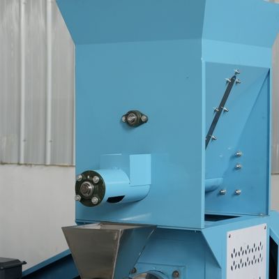 Biens de flottement de pelletiseur d'alimentation de poissons d'ODM Mini Fish Feed Making Machine