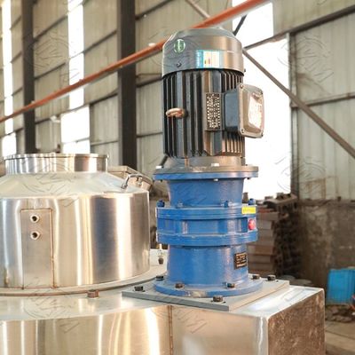 Ligne de production de biocarburant à partir de pellets de paille