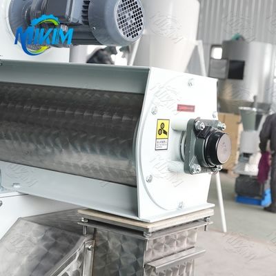 Tension adaptée aux besoins du client par machine électrique de granule d'alimentation de volaille de bétail du poulet 3kw-30kw