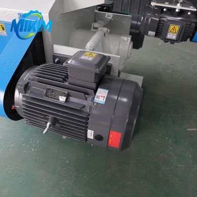 Tension adaptée aux besoins du client par machine électrique de granule d'alimentation de volaille de bétail du poulet 3kw-30kw