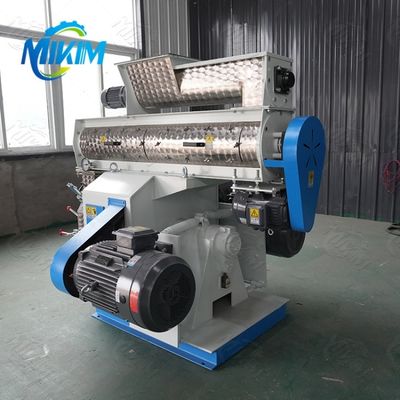 Le granule d'alimentation de volaille usine des machines de précision pour la production de haute qualité d'alimentation et la santé améliorée de troupeau