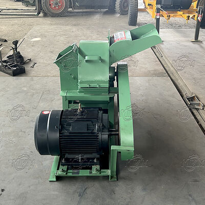 Vente directe d'usine Petite sciure broyeur de bois Cultivation de champignons Noix de coco Husk Puces de bois Machine de concassage du bois