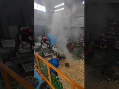 Machine à extruder le maïs